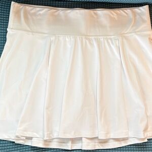 Elegant White Women's SKORT